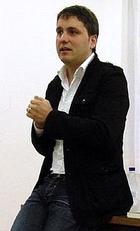 Kirmen Uribe (mayo de 2009).jpg